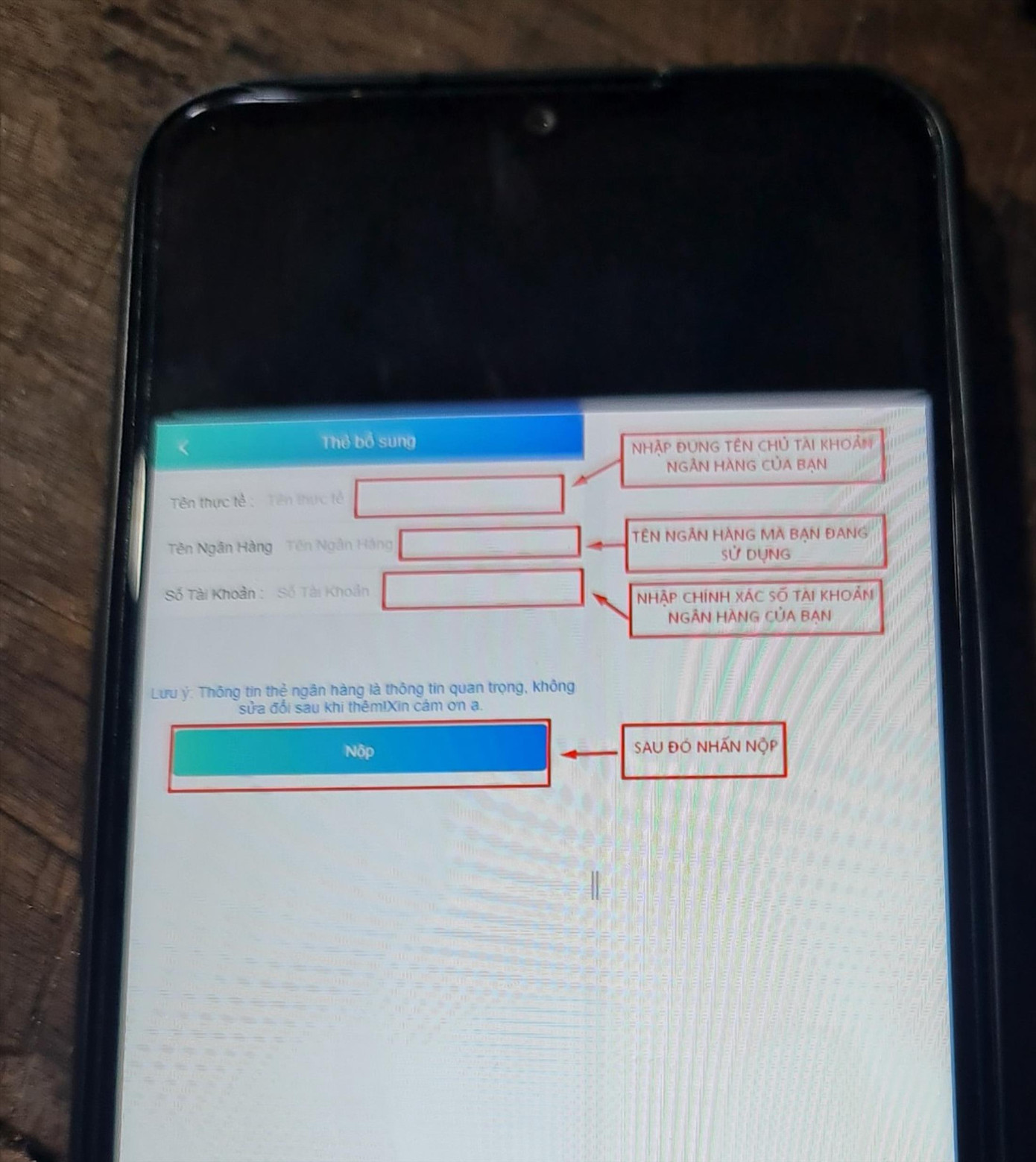 Một trong các bước “lừa” chuyển tiền vào tài khoản rồi chiếm đoạt Một trong các bước “lừa” chuyển tiền vào tài khoản rồi chiếm đoạt