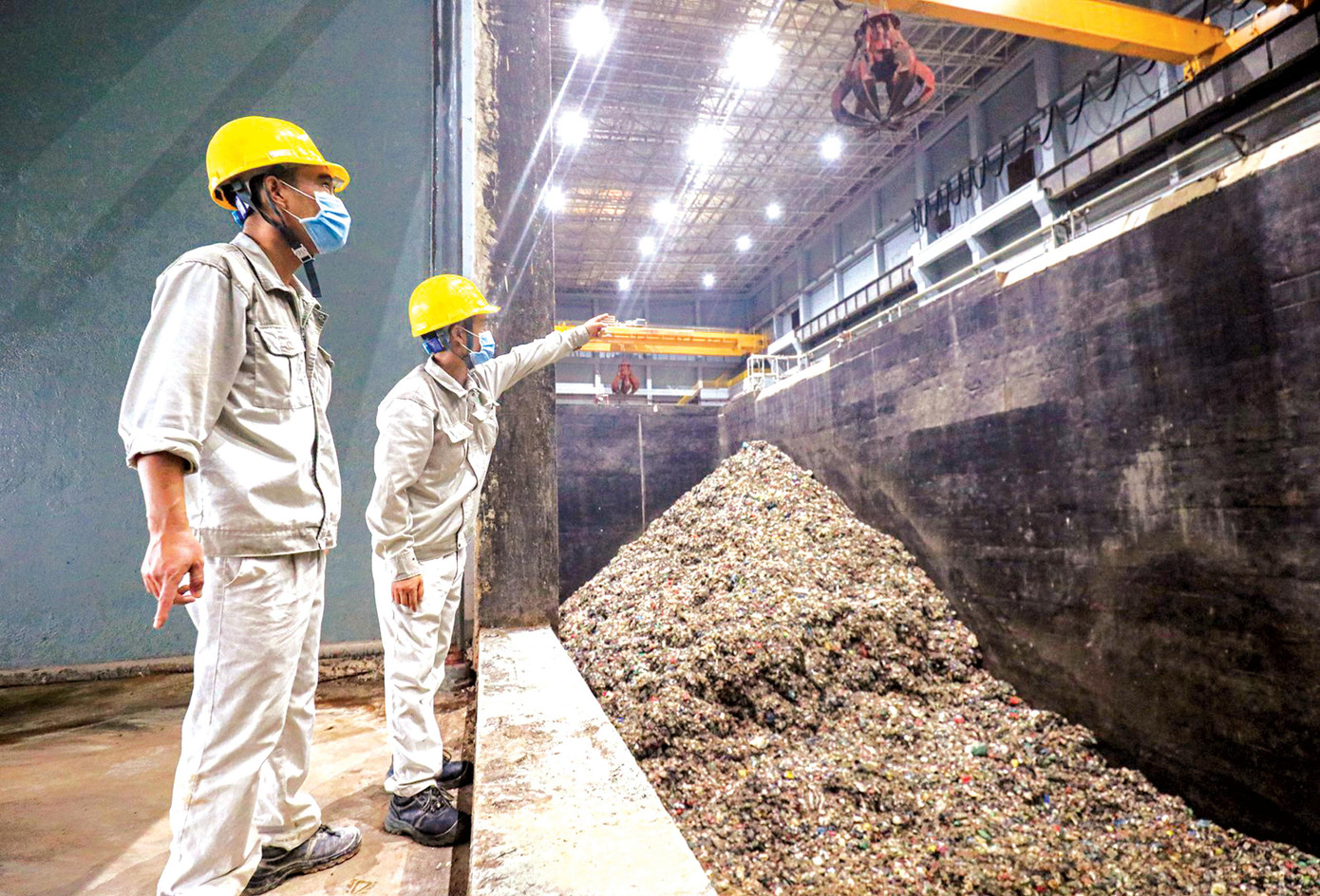 Ðiện rác dần trở thành xu hướng tất yếu trong xử lý rác thải tại Việt Nam. Ảnh: Hoàng Mạnh Thắng