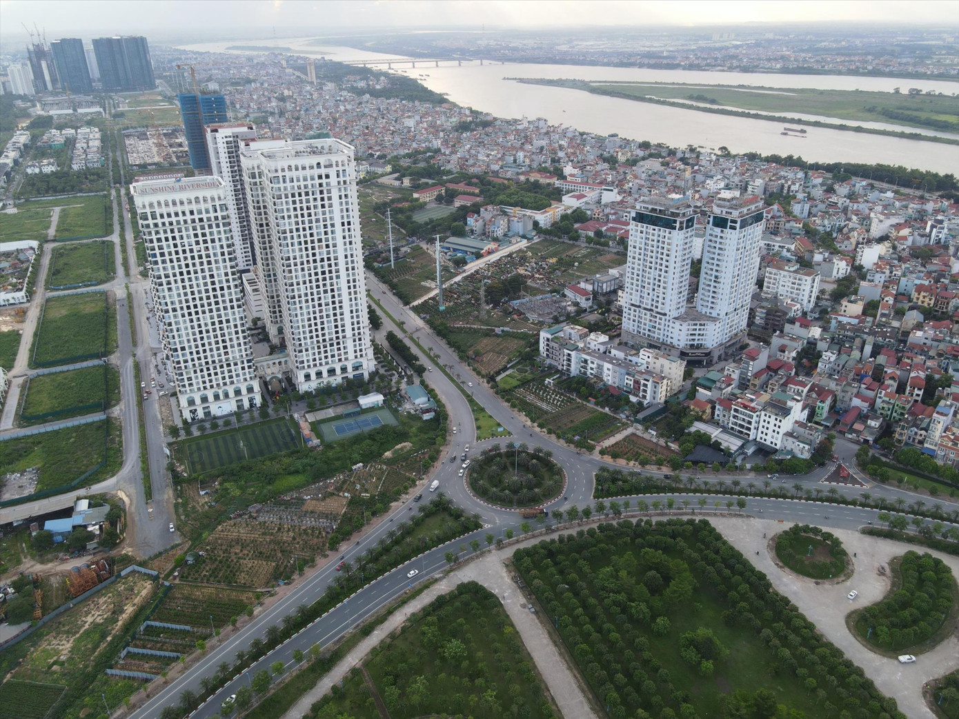 Thị trường bất động sản sẽ không còn cảnh sốt đất, tăng giá trong thời gian tới khi vốn bị siết. Ảnh: Như Ý Thị trường bất động sản sẽ không còn cảnh sốt đất, tăng giá trong thời gian tới khi vốn bị siết. Ảnh: Như Ý