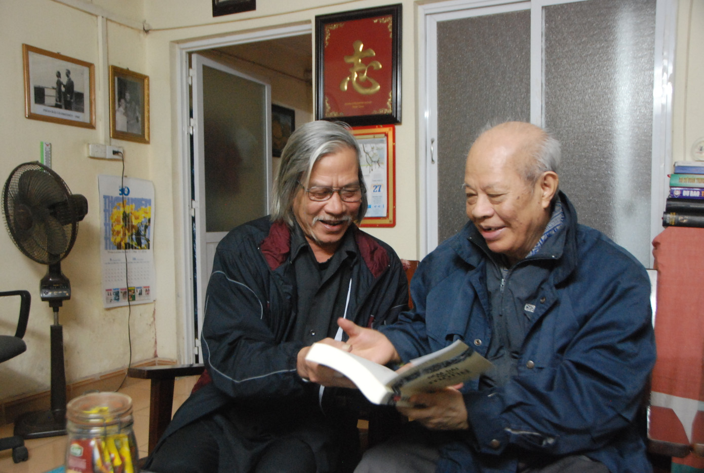 Ông Đặng Quốc Bảo với tác giả bài viết. Ông Đặng Quốc Bảo với tác giả bài viết.