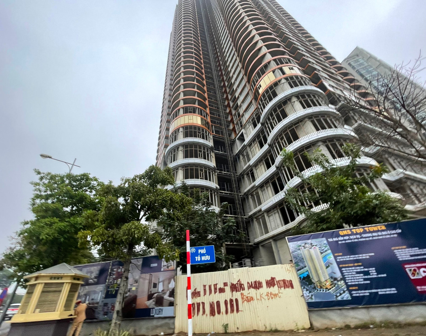 Theo Chủ tịch Quốc hội, quy định của Hiến pháp và pháp luật thì quyền sở hữu đối với tài sản được Nhà nước bảo vệ và không ai có thể bị hạn chế, bị tước đoạt trái luật quyền sở hữu, quyền khác đối với tài sản