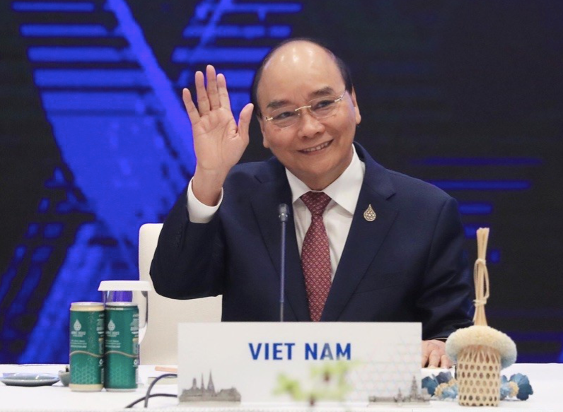 Chủ tịch nước Nguyễn Xuân Phúc dự Hội nghị cấp cao APEC. Ảnh: Baoquocte Chủ tịch nước Nguyễn Xuân Phúc dự Hội nghị cấp cao APEC. Ảnh: Baoquocte