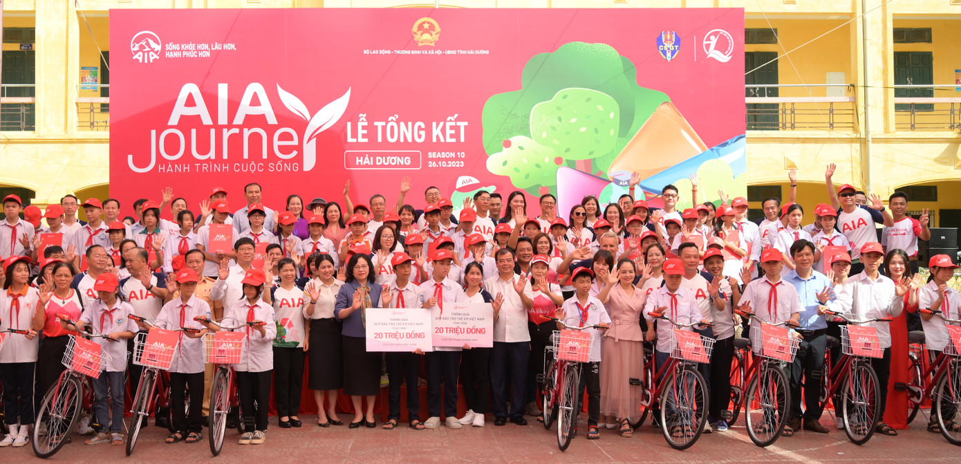 Lễ tổng kết chương trình Hành trình Cuộc sống được tổ chức tại Hải Dương mới đây. Lễ tổng kết chương trình Hành trình Cuộc sống được tổ chức tại Hải Dương mới đây.