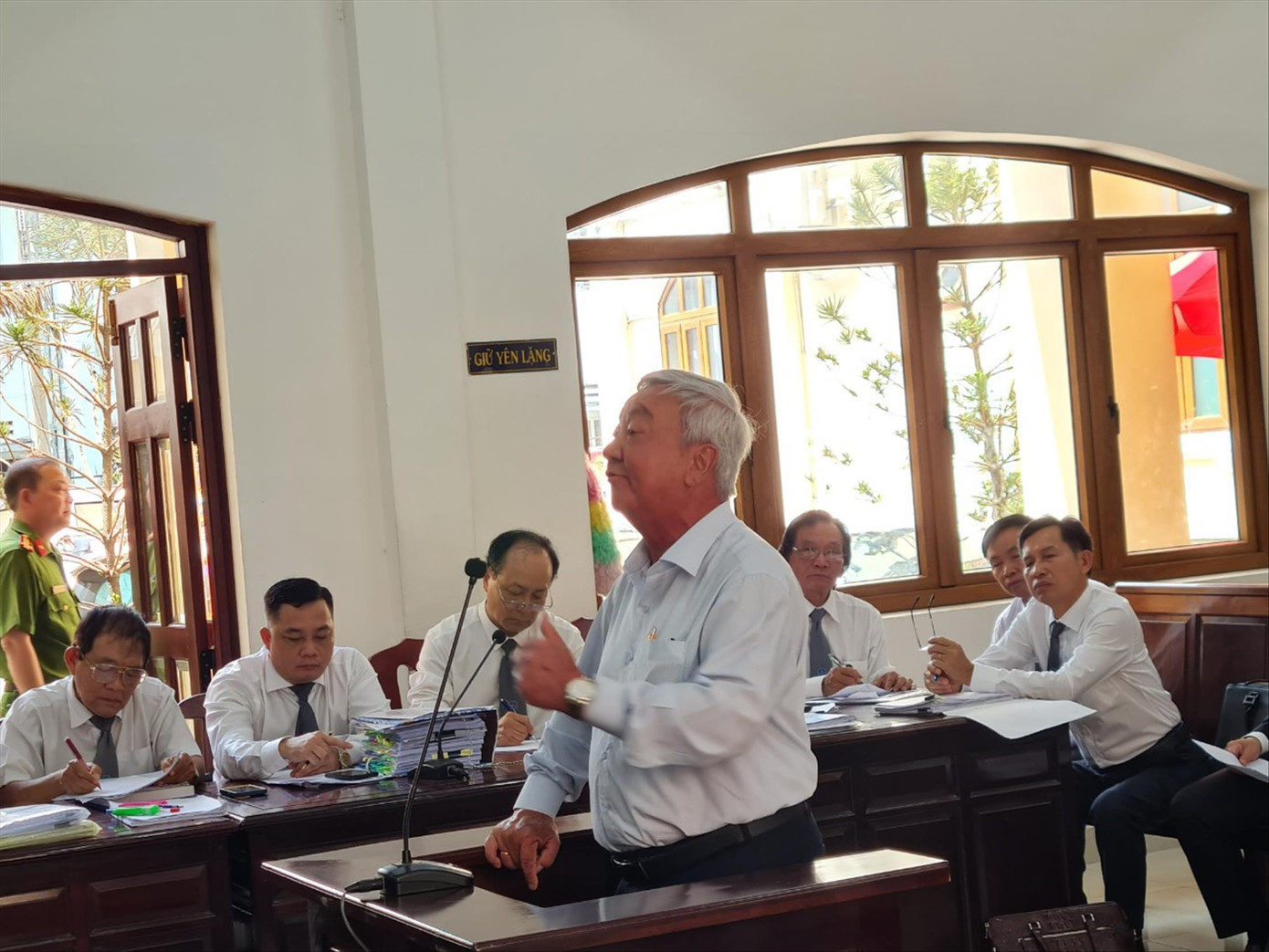 Bị cáo Lê Viết Hưng ,cựu Giám đốc Sở TN-MT tỉnh Đồng Nai Bị cáo Lê Viết Hưng ,cựu Giám đốc Sở TN-MT tỉnh Đồng Nai