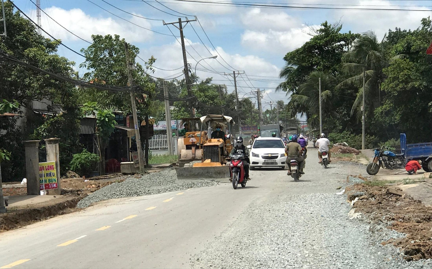 Việc từ huyện lên quận cần phải mở rộng hạ tầng, phục vụ nhu cầu đi lại của người dân