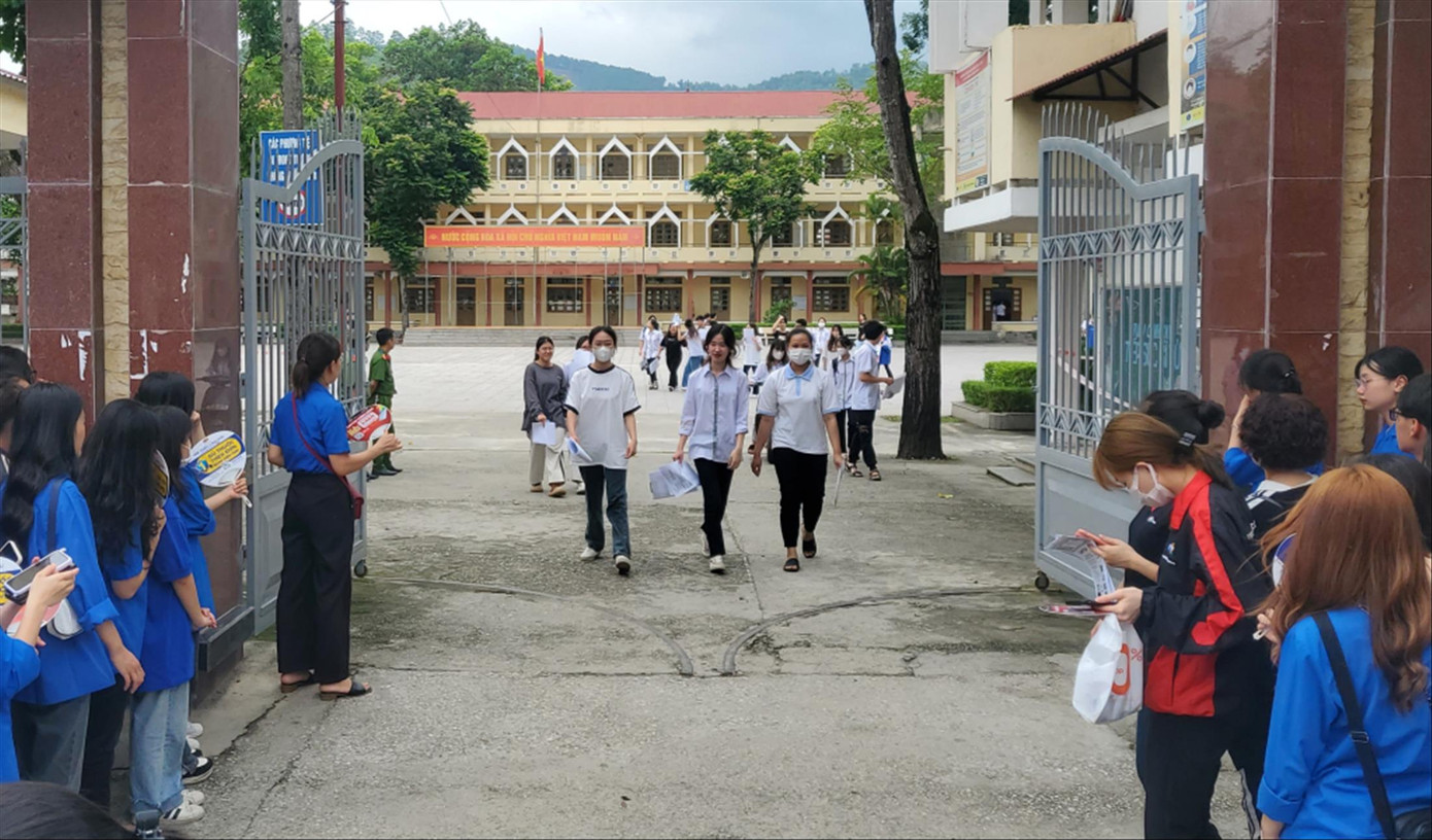 Điểm thi THPT thành phố Cao Bằng, nơi xảy ra sự việc lộ đề thi. Ảnh: PV Điểm thi THPT thành phố Cao Bằng, nơi xảy ra sự việc lộ đề thi. Ảnh: PV