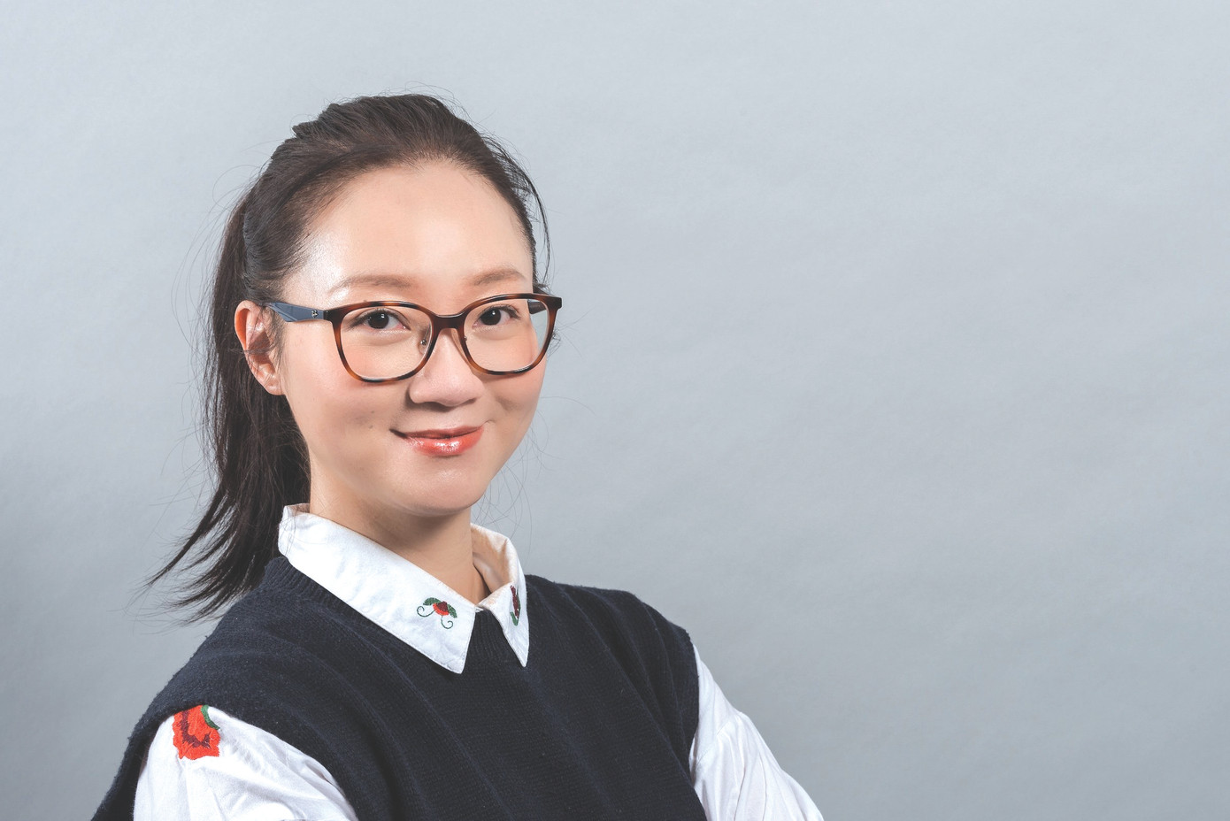 Ngoài các công bố khoa học, năm 2020 -2022, TS. Nguyễn Tuệ Anh nhận hai giải nghiên cứu cho nhóm nghiên cứu Dịch vụ công thế giới; năm 2022 nhận giải thưởng nghiên cứu của Tổ chức Nghiên cứu Khoa học Xã hội với đề tài “Chính sách dịch vụ công thời cổ đại”.