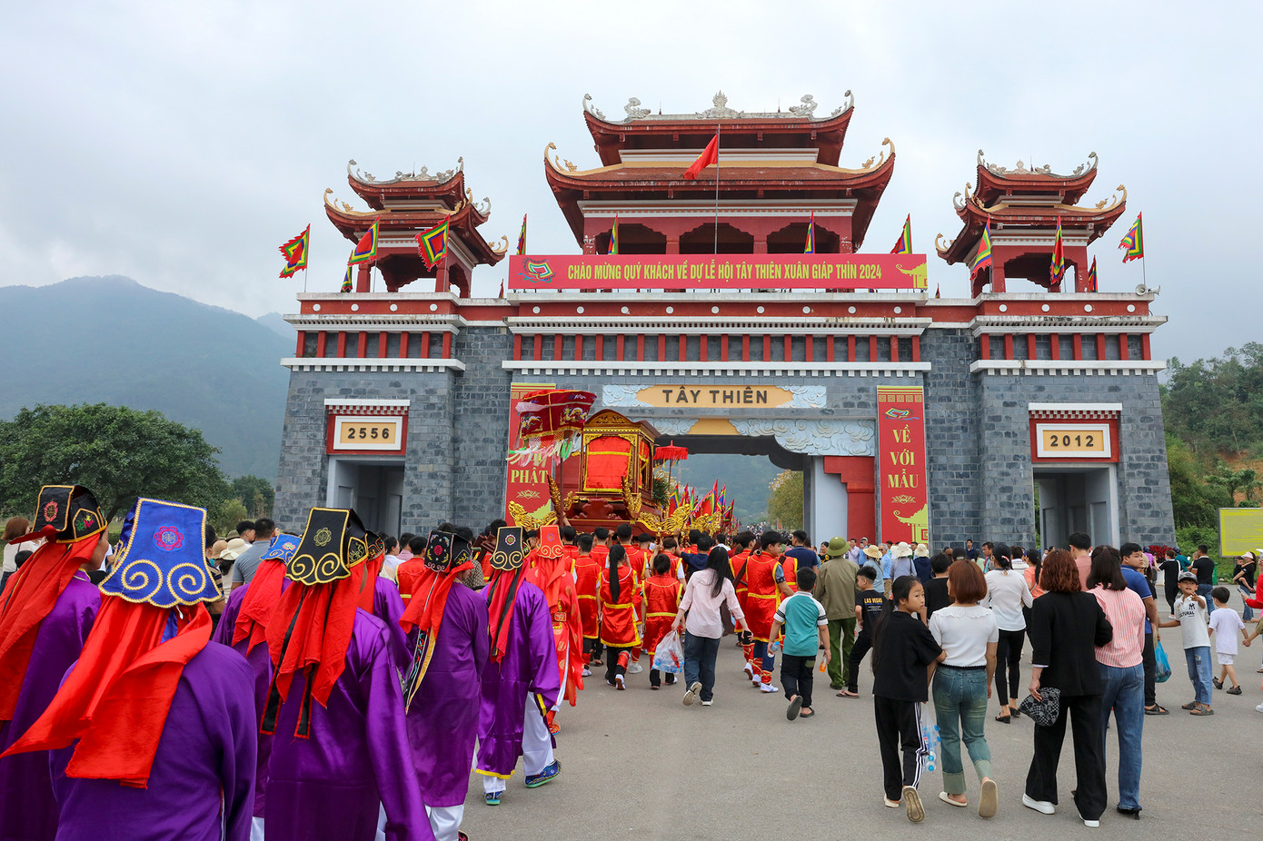 Lễ hội Xuân Tây Thiên diễn ra từ ngày 15 - 17/2 âm lịch hàng năm. Ảnh: Lê Tâm