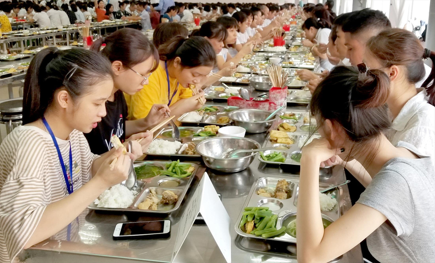 Công nhân vẫn tiếp tục phải chờ để nhận được hỗ trợ tiền thuê nhà trọ từ ngân sách. Ảnh minh họa: Phạm Thanh