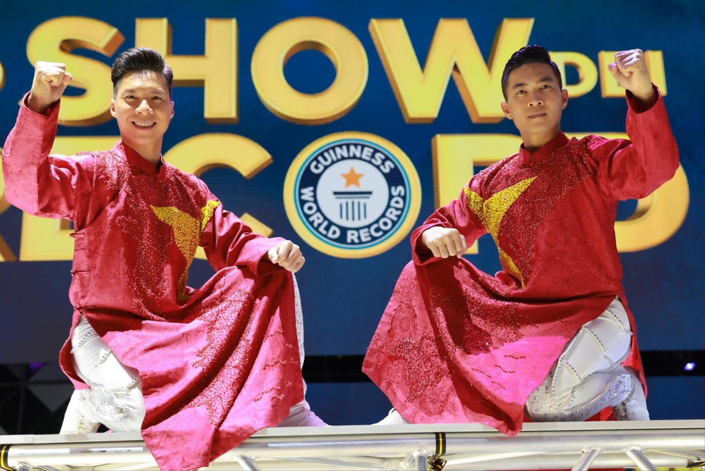 Quốc Cơ - Quốc Nghiệp không có tên trong danh sách đề xuất danh hiệu NSND năm 2022 của Hội đồng chuyên ngành cấp Nhà nước Quốc Cơ - Quốc Nghiệp không có tên trong danh sách đề xuất danh hiệu NSND năm 2022 của Hội đồng chuyên ngành cấp Nhà nước