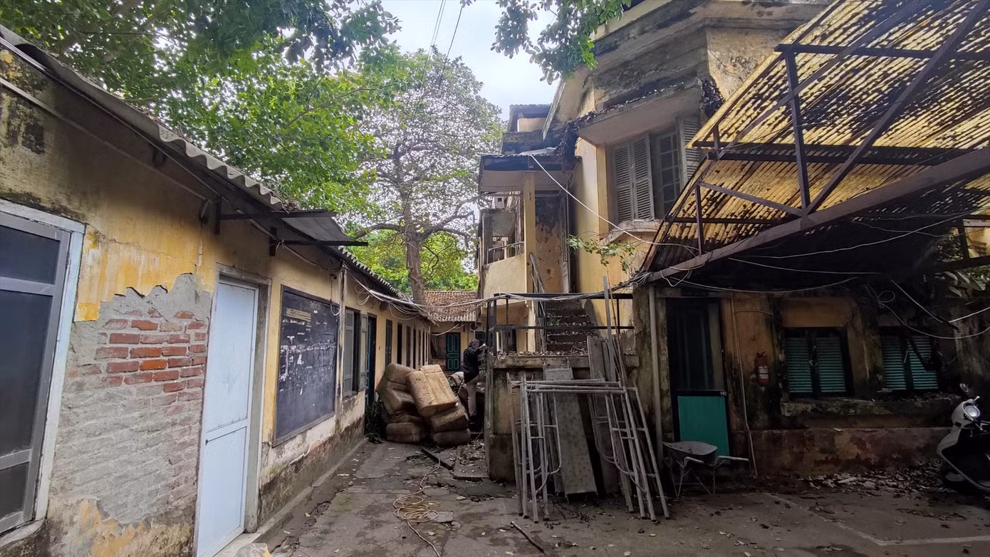 Không gian buồn ở nơi được mệnh danh là cánh chim đầu đàn của điện ảnh cách mạng.