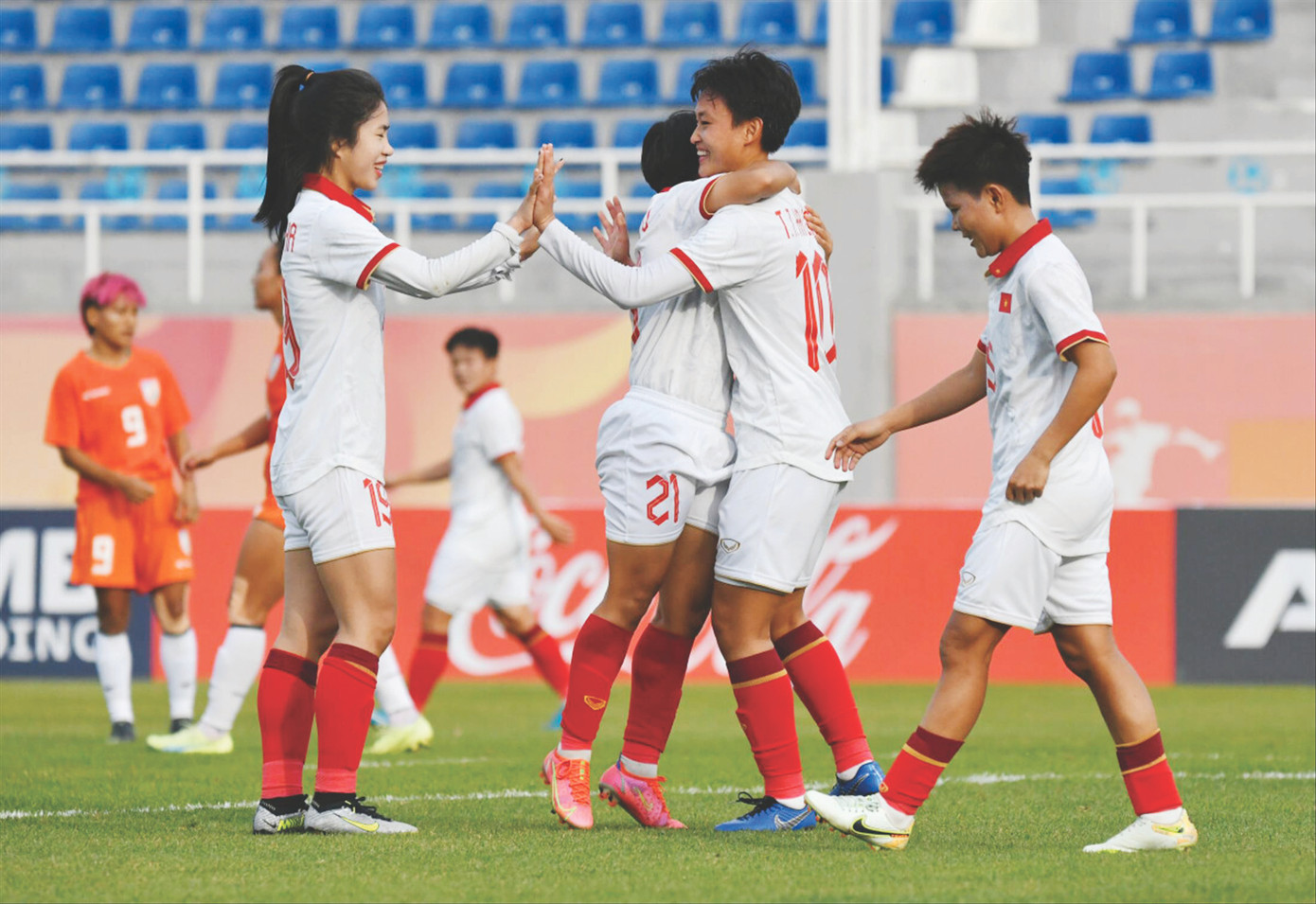 ĐT nữ Việt Nam có 3 điểm sau trận thắng Ấn Độ. Ảnh: AFC