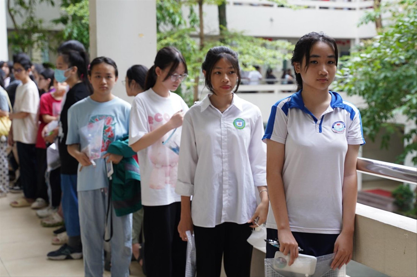 Học sinh thi tuyển sinh lớp 10 chuyên năm 2024.Ảnh: Đức Nguyễn Học sinh thi tuyển sinh lớp 10 chuyên năm 2024.Ảnh: Đức Nguyễn