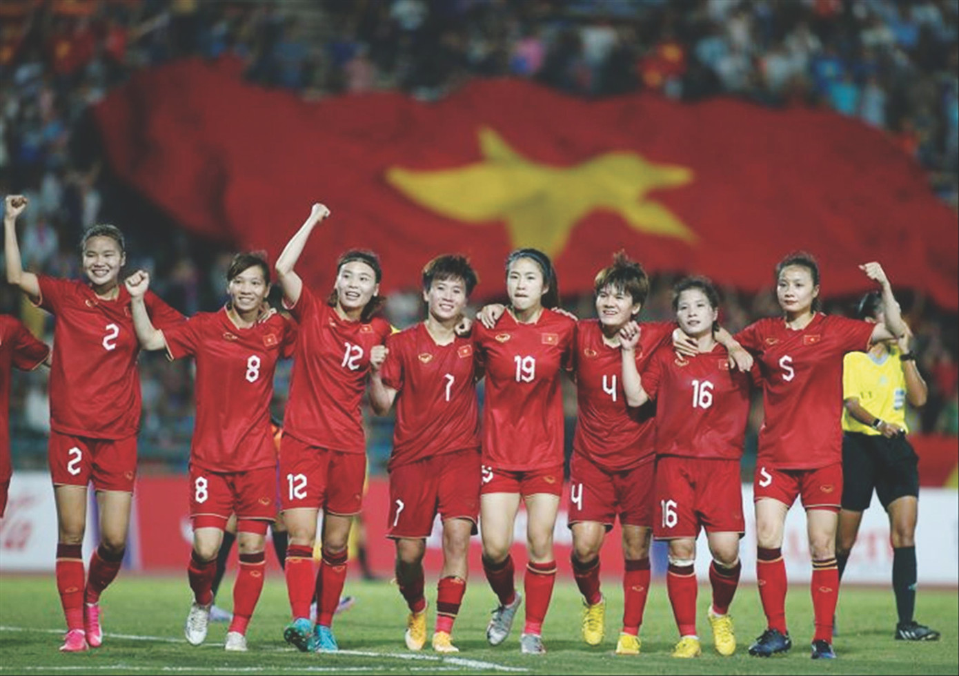 Đội tuyển nữ Việt Nam có sự đồng hành của người hâm mộ nước nhà tại World Cup 2023. Ảnh: Hữu Phạm Đội tuyển nữ Việt Nam có sự đồng hành của người hâm mộ nước nhà tại World Cup 2023. Ảnh: Hữu Phạm