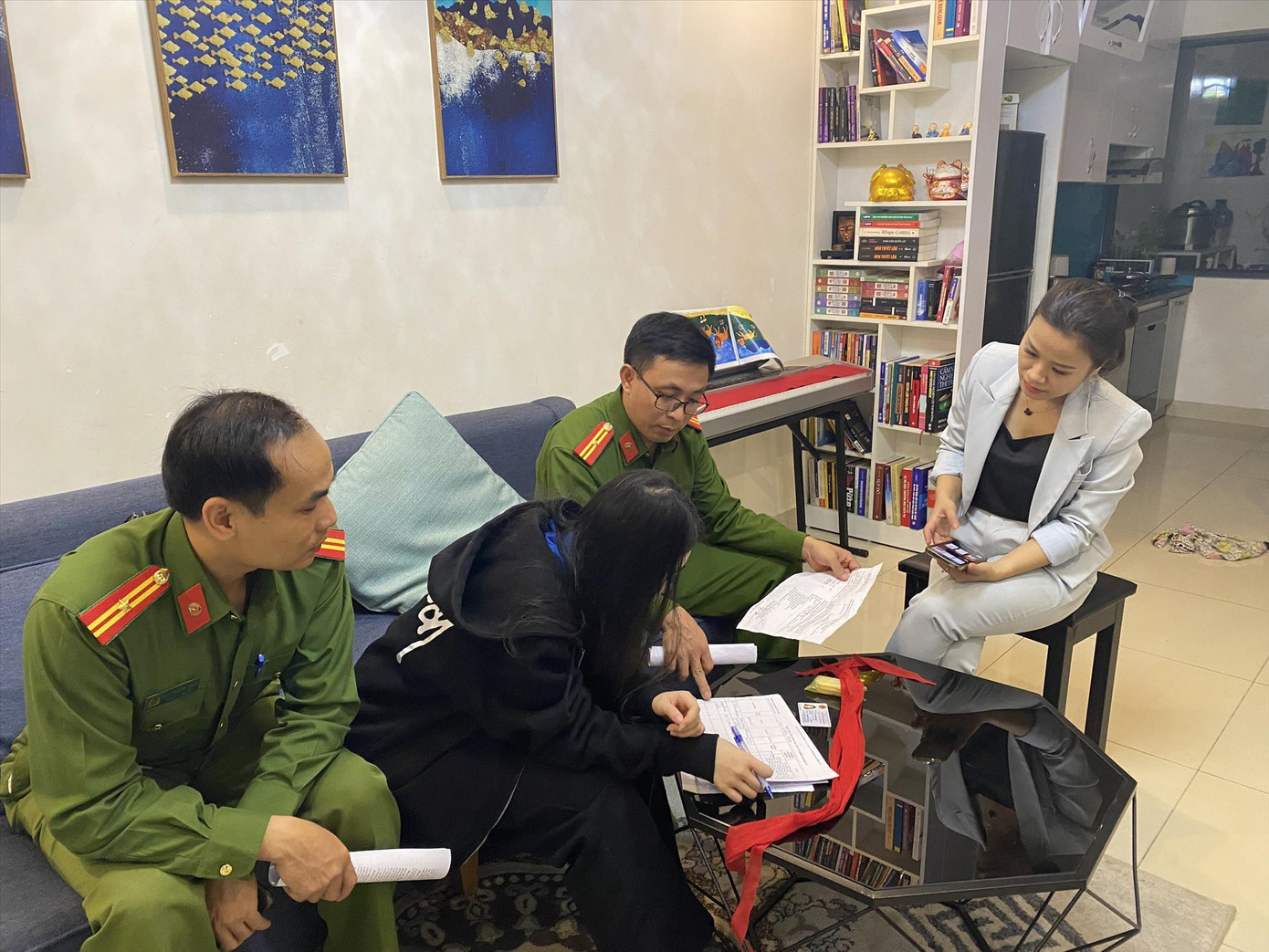 Công an các đơn vị trên địa bàn TP Hà Nội triển khai cao điểm “90 ngày, đêm” Công an các đơn vị trên địa bàn TP Hà Nội triển khai cao điểm “90 ngày, đêm”