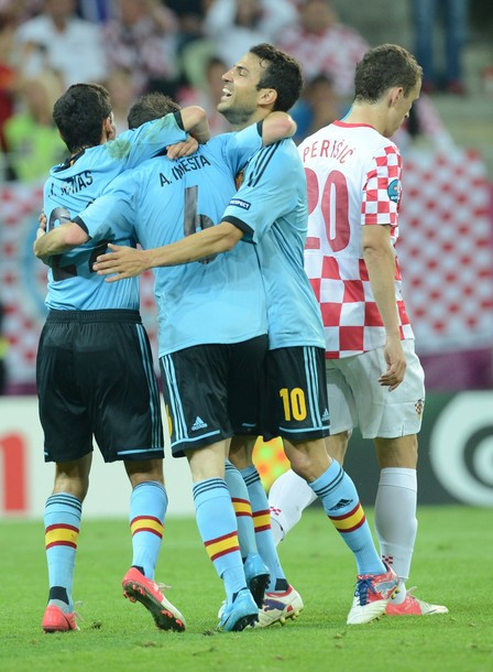 Mãi tới những phút cuối Tây Ban Nha mới có bàn thắng may mắn để ấn định kết quả