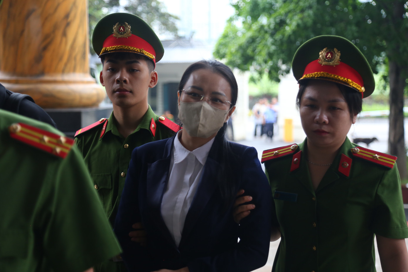 Bị cáo Hương Trần Kiều Dung, Phó chủ tịch thường trực Tập đoàn FLC.