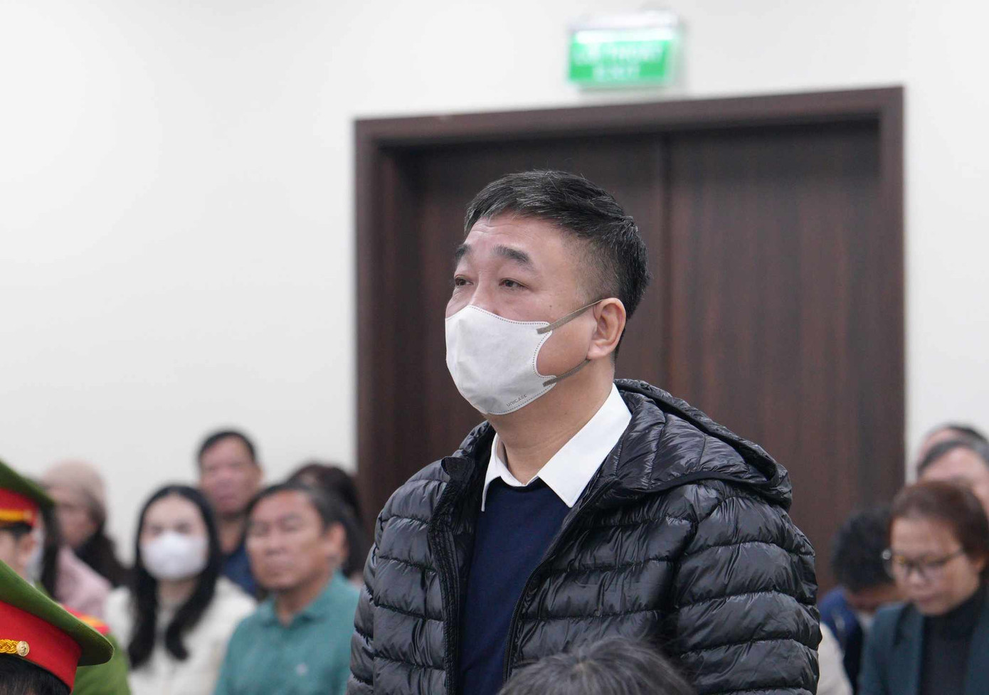 Bị cáo Hoàng Lê Bách, Phó tổng giám đốc Nhà xuất bản Giáo dục Việt Nam.