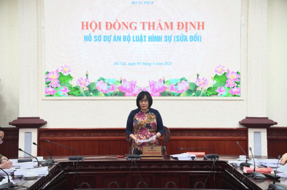 Thứ trưởng Bộ Tư pháp chủ trì buổi họp Hội đồng thẩm định. Thứ trưởng Bộ Tư pháp chủ trì buổi họp Hội đồng thẩm định.