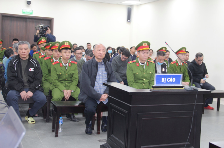 Cựu Chủ tịch UBND tỉnh Bình Thuận hàng đầu cùng nhóm đồng phạm.