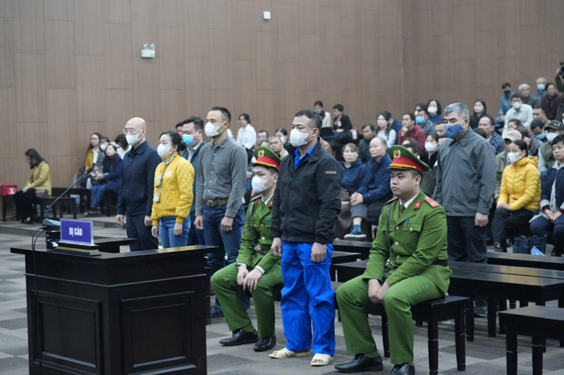 Nhóm bị cáo tại tòa. Nhóm bị cáo tại tòa.