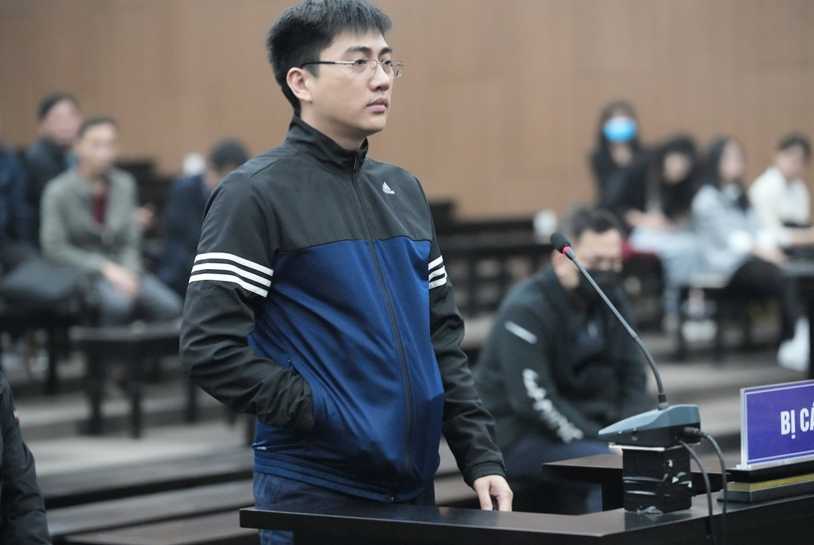 Bị cáo Chu Xuân Sơn. Bị cáo Chu Xuân Sơn.