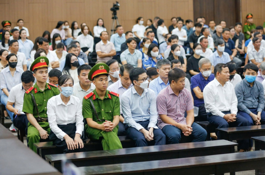 Các bị cáo tại phiên tòa. Các bị cáo tại phiên tòa.