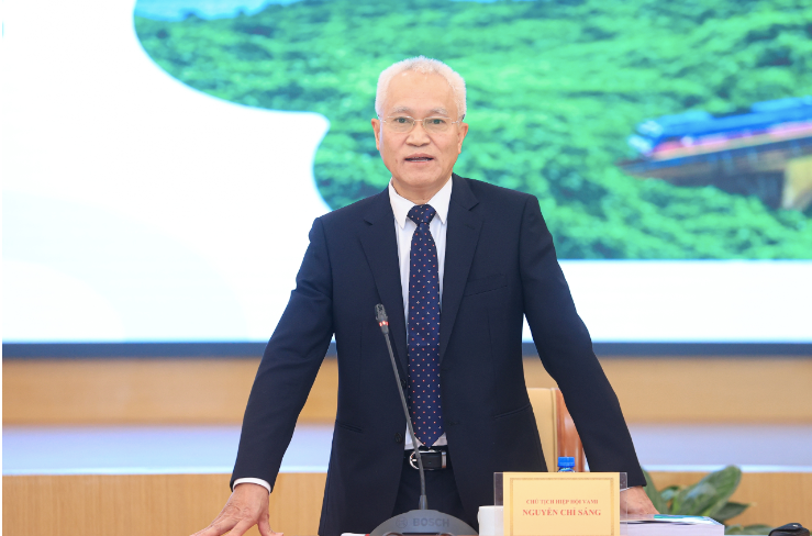 PGS. TS Nguyễn Chỉ Sáng - Chủ tịch Hiệp hội Doanh nghiệp cơ khí Việt Nam - cho rằng, cần xây dựng được lộ trình phát triển công nghiệp đường sắt, thực hiện một cách nhất quán và kiên định. Ảnh: Tạ Hải.