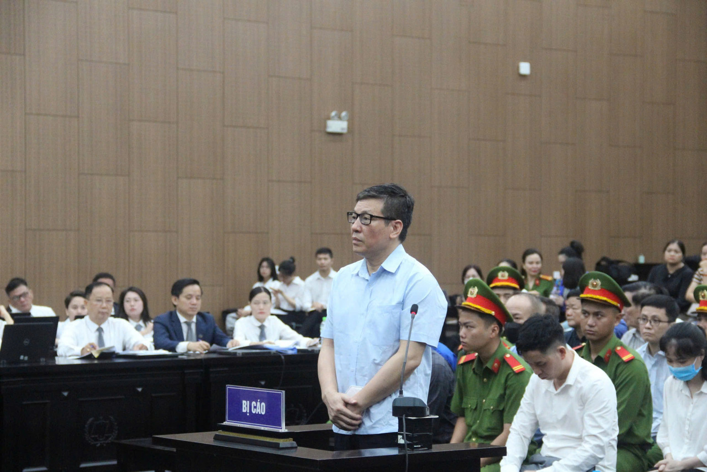 Bị cáo Lê Duy Thành tại phiên tòa. Bị cáo Lê Duy Thành tại phiên tòa.