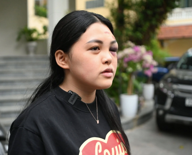 Nguyễn Hồng Nhung. Nguyễn Hồng Nhung.