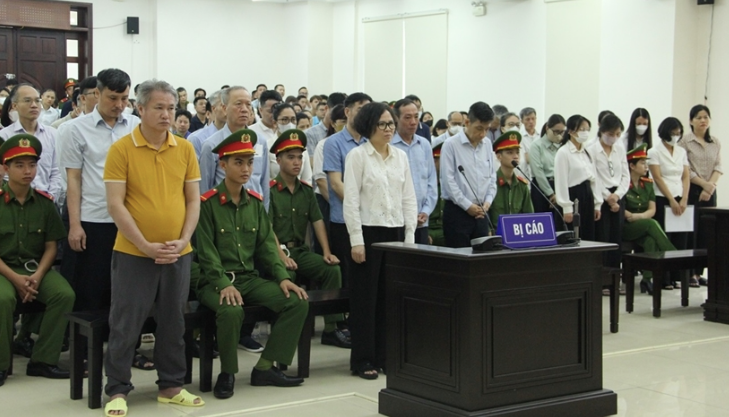 Các bị cáo tại phiên tòa phúc thẩm. Các bị cáo tại phiên tòa phúc thẩm.