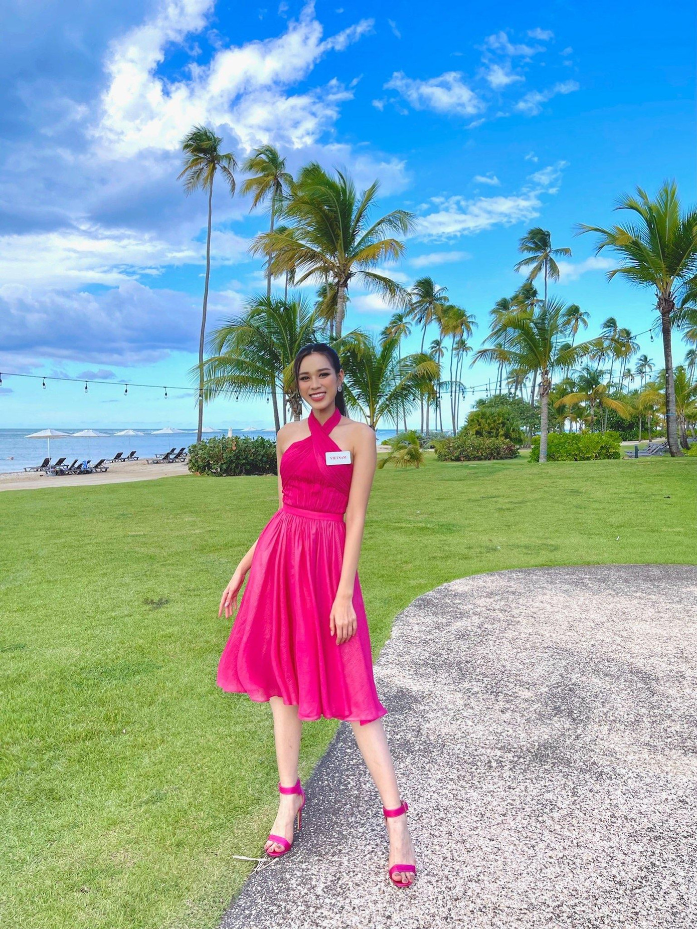 Người đẹp mang tới cuộc thi năm nay nhiều bộ trang phục có màu sắc nổi bật. Người đẹp mang tới cuộc thi năm nay nhiều bộ trang phục có màu sắc nổi bật.