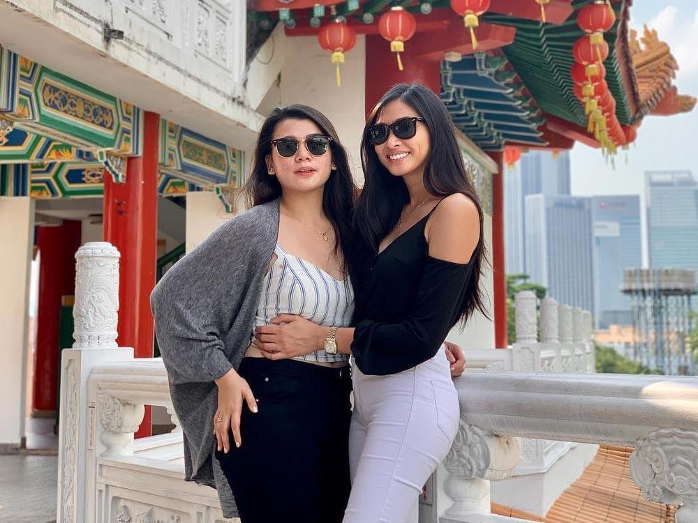 Beatrice Luigi Gomez và bạn gái đồng giới đã có mối tình 8 năm.