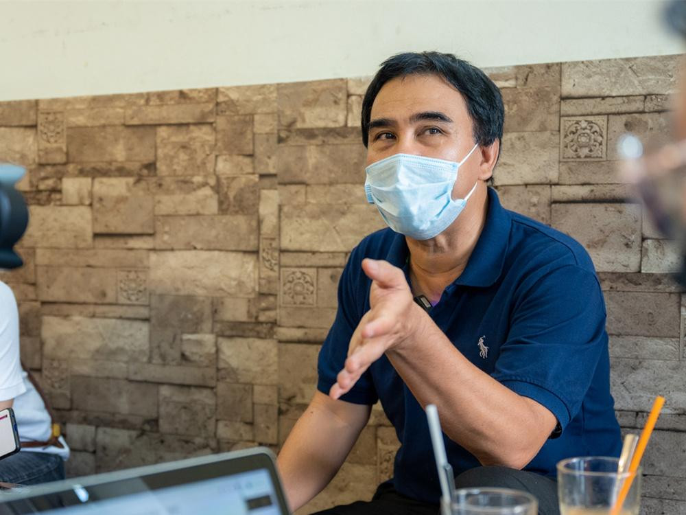 MC Quyền Linh. MC Quyền Linh.