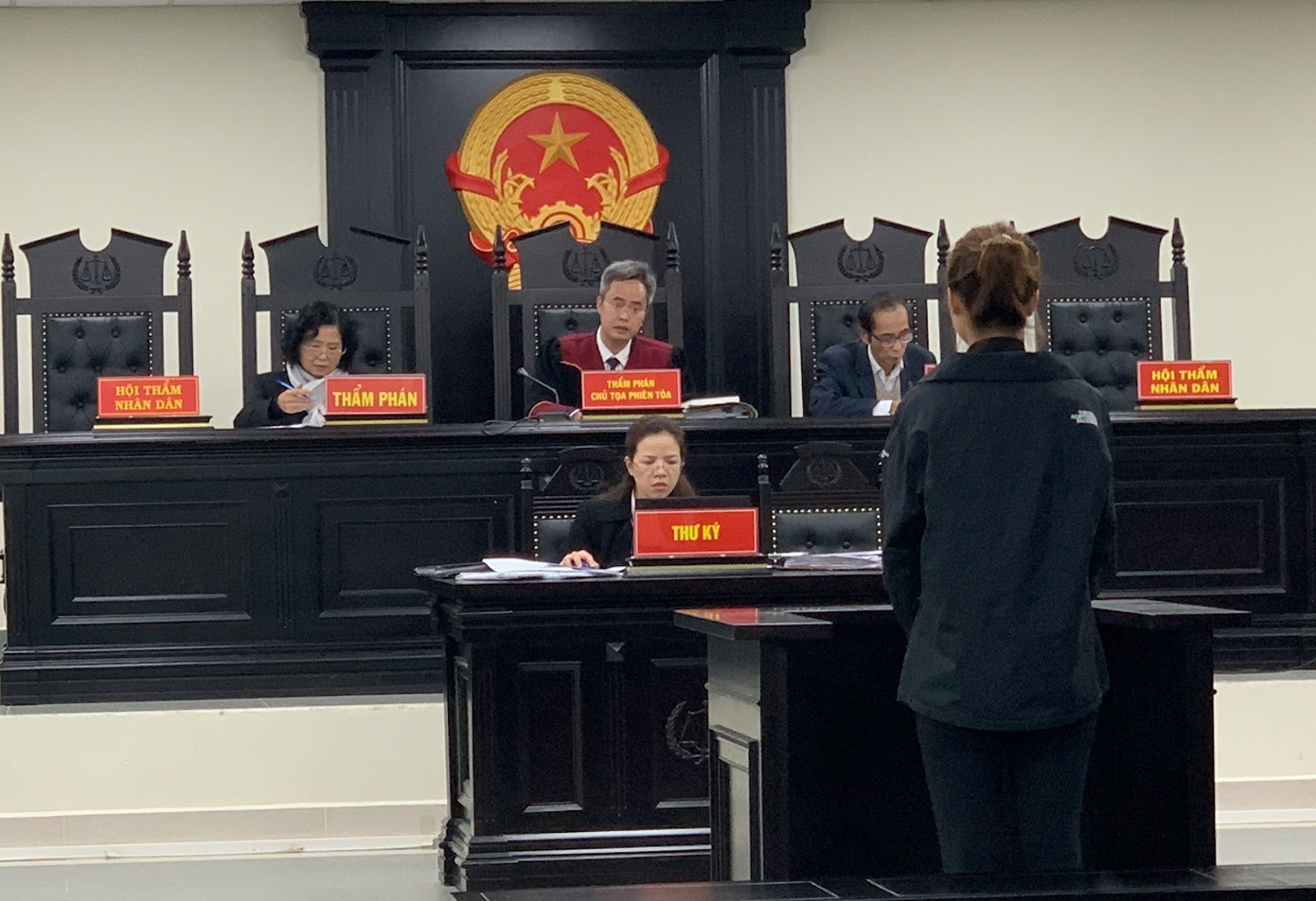 Phiên toà xét xử bị cáo Phương.