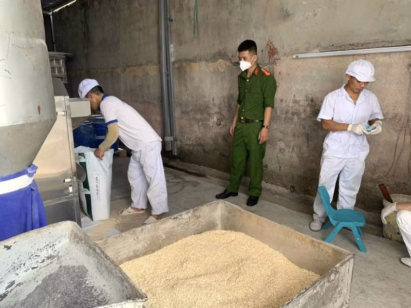 Dây chuyền sản xuất sữa của Công ty CP sữa Hà Lan.