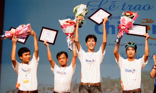 Cùng 4 giải thưởng phụ cho các cá nhân và tổ chức được đề cử nhiều nhất