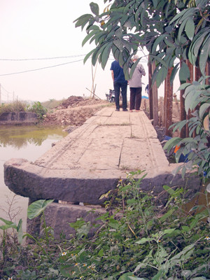 Rất may, cầu đá Đồng Cống được cứu kịp thời