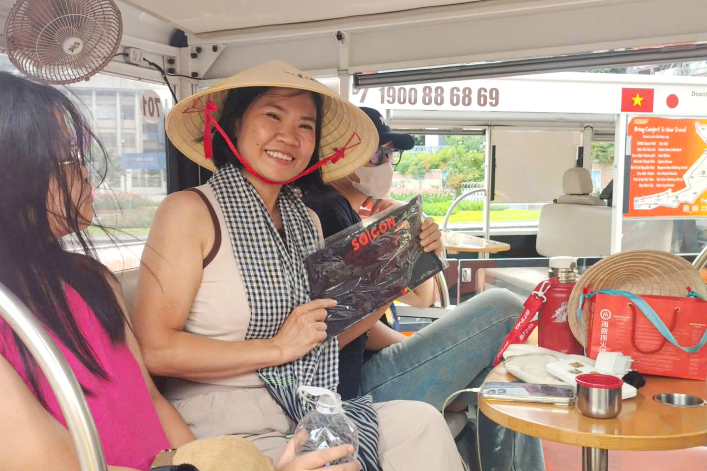 Loại hình xe điện chở khách du lịch tham quan trung tâm TPHCM từng nhận được sự phản hồi tích cực từ người dân, du khách. Ảnh: Ảnh: Saigon.PT