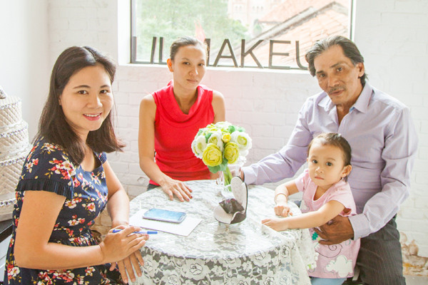 Con trai Thương Tín rất buồn vì ba mình bị dư luận chỉ trích ảnh 1