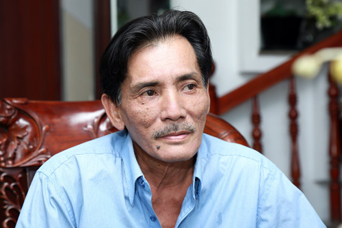 Con trai Thương Tín rất buồn vì ba mình bị dư luận chỉ trích ảnh 2