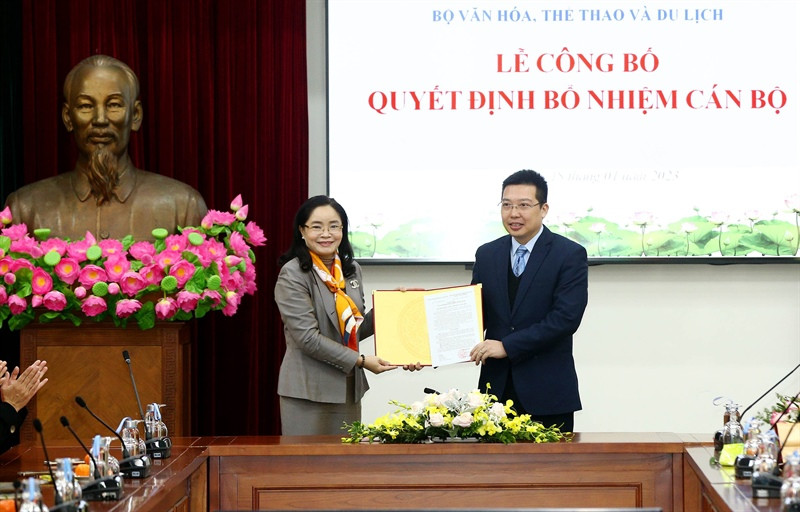 Ông Nguyễn Anh Vũ giữ chức Tổng biên tập báo Văn hóa. Ảnh: TRẦN HUẤN