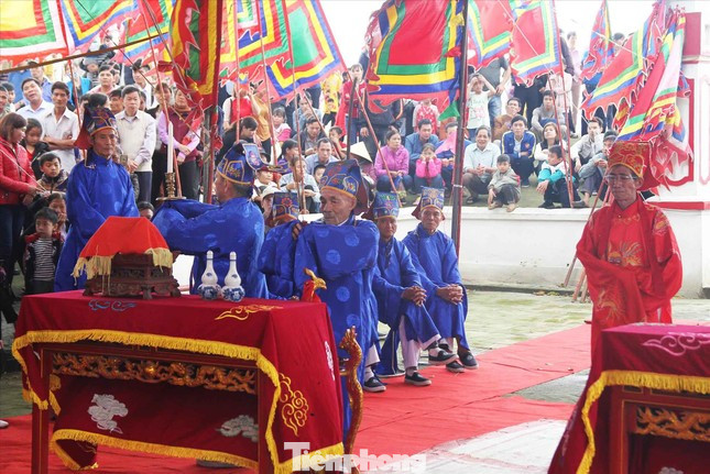 Nghi thức tế lễ tại đền Hiền Quan. Ảnh: NGUYÊN KHÁNH. Nghi thức tế lễ tại đền Hiền Quan. Ảnh: NGUYÊN KHÁNH.