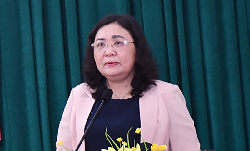 Phó Bí thư Thường trực Tỉnh ủy - Chủ tịch HĐND tỉnh Bến Tre Hồ Thị Hoàng Yến phát biểu tại phiên khai mạc hội nghị. Ảnh: Báo Đồng Khởi.