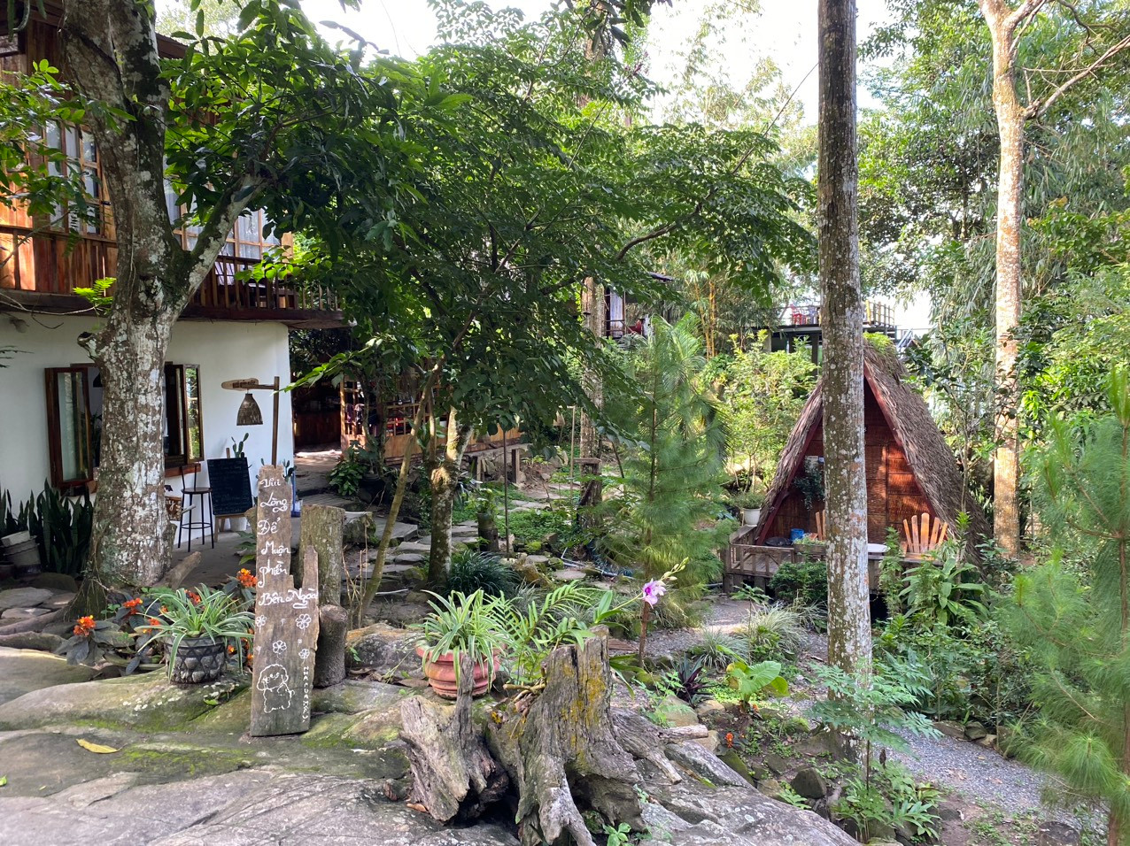 Một homestay ở núi Cấm. Ảnh: PV Một homestay ở núi Cấm. Ảnh: PV