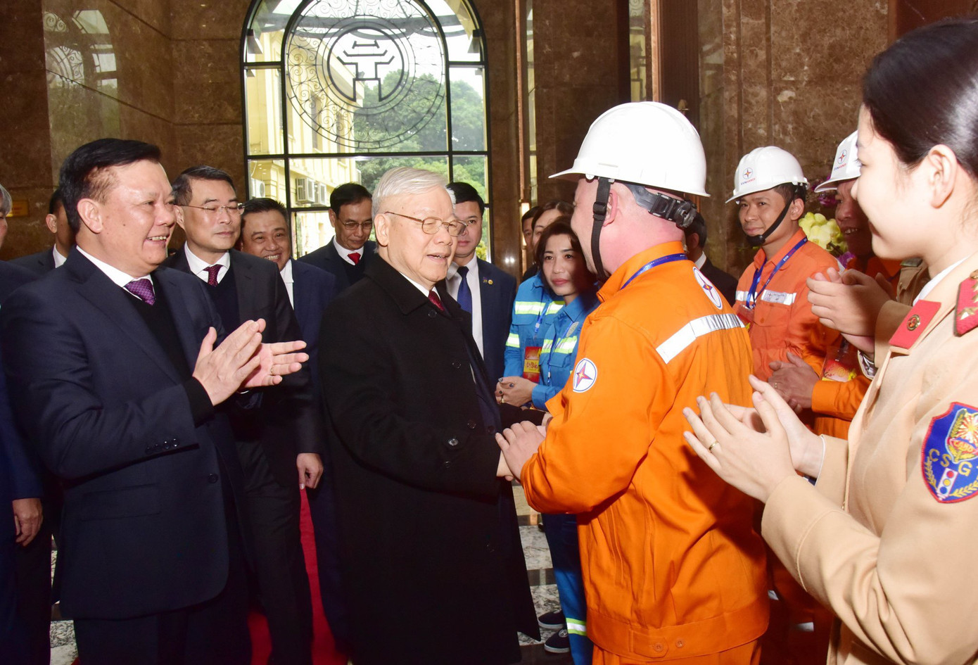 Tổng Bí thư Nguyễn Phú Trọng động viên lực lượng ứng trực dịp Tết ở Thủ đô Hà Nội (Ảnh: PV).