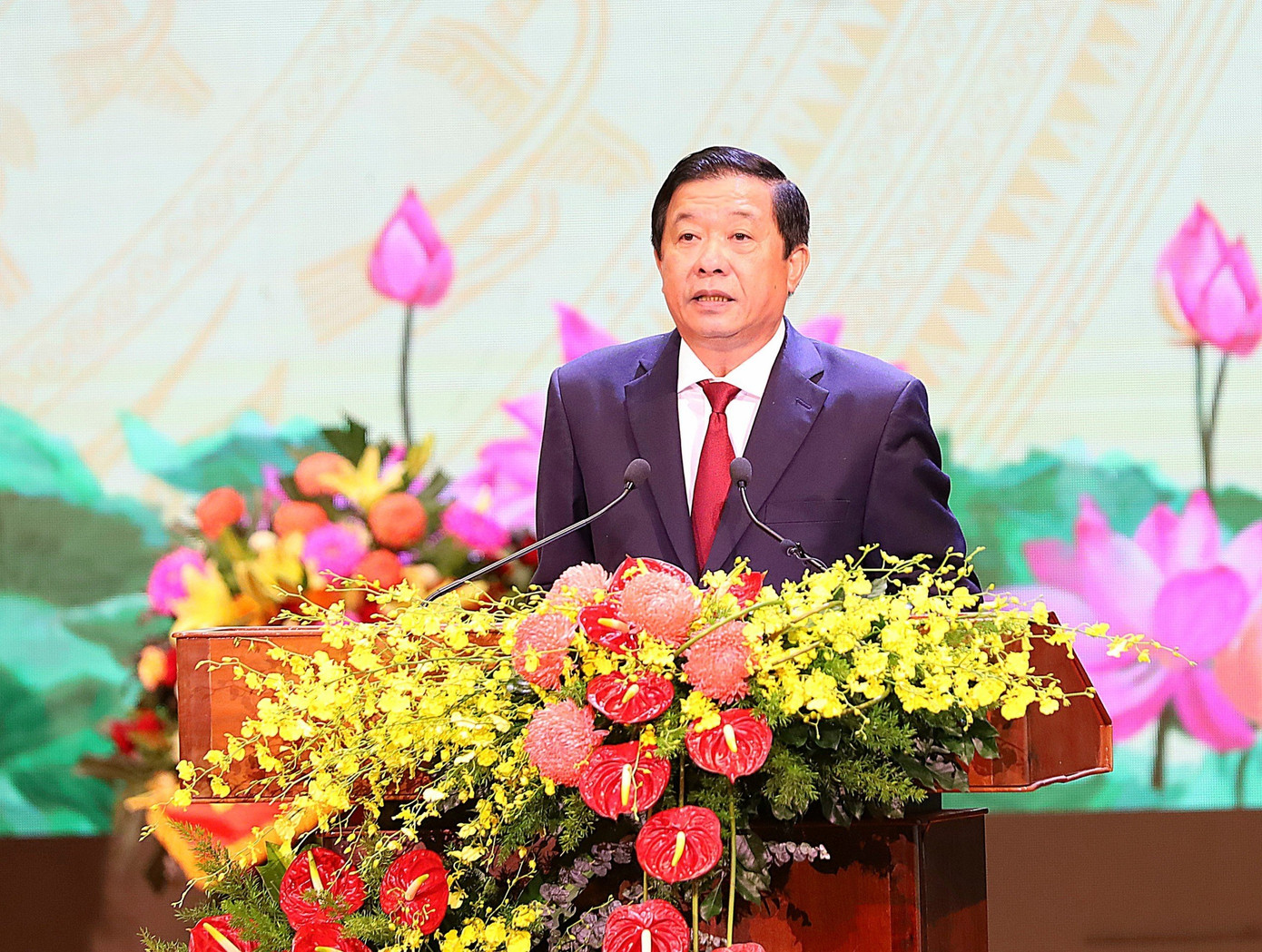 Bí thư Tỉnh uỷ Vĩnh Long Bùi Văn Nghiêm phát biểu tại buổi lễ. Ảnh: PV.