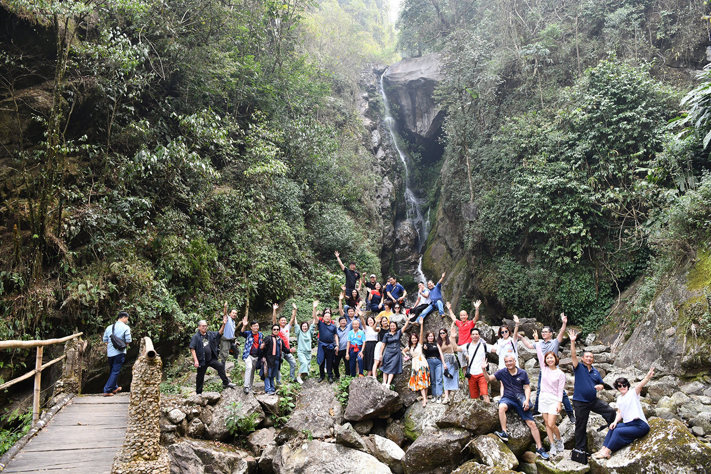Theo lãnh đạo Sở VHTT&amp;DL tỉnh Lai Châu, trong thời gian tới, tỉnh sẽ tiếp tục đầu tư vào hạ tầng giao thông kết nối, giúp đông đảo du khách trong và ngoài nước đến với Sin Suối Hồ, nhằm tăng cơ hội quảng bá hình ảnh con người, văn hoá, cảnh sắc thiên nhiên Lai Châu.