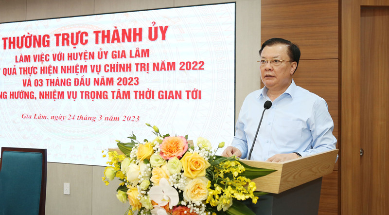 Bí thư Thành uỷ Hà Nội Đinh Tiến Dũng phát biểu tại buổi làm việc (ảnh: PV).