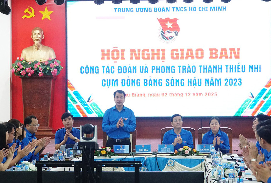 Anh Ngô Văn Cương - Bí thư T.Ư Đoàn, Chủ nhiệm Ủy Ban kiểm tra T.Ư Đoàn chủ trì hội nghị. Ảnh: Hòa Hội Anh Ngô Văn Cương - Bí thư T.Ư Đoàn, Chủ nhiệm Ủy Ban kiểm tra T.Ư Đoàn chủ trì hội nghị. Ảnh: Hòa Hội